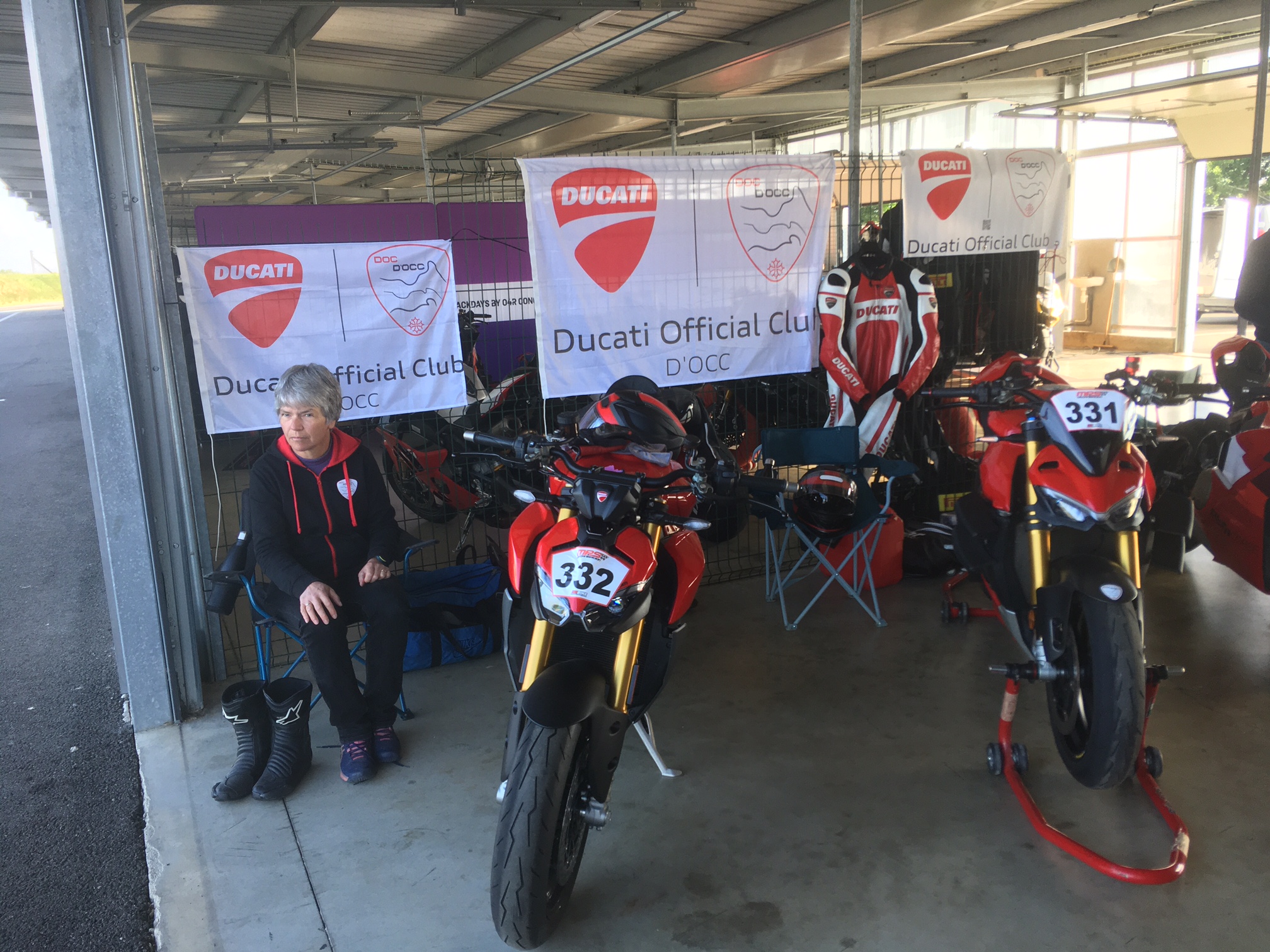 WE Piste sur le circuit de Pau-Arnos (24-25 Mai) WE Piste sur le circuit de Pau-Arnos (24-25 Mai)